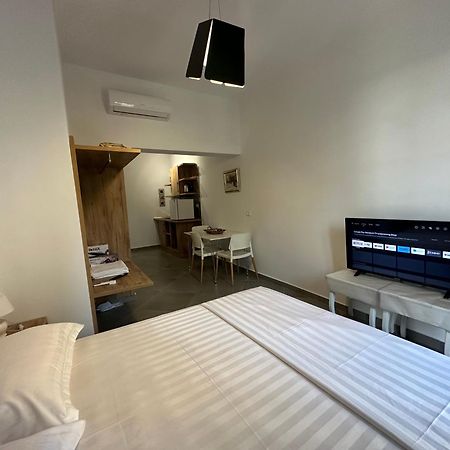 Central Comfort Suites Tirana Exteriör bild